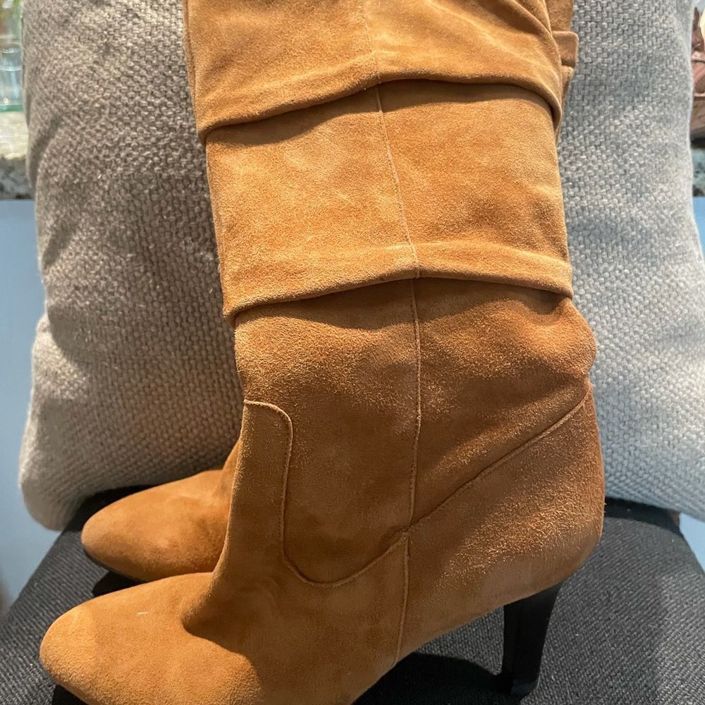 CHICOS SUEDE BOOTS - Picture 2 of 7